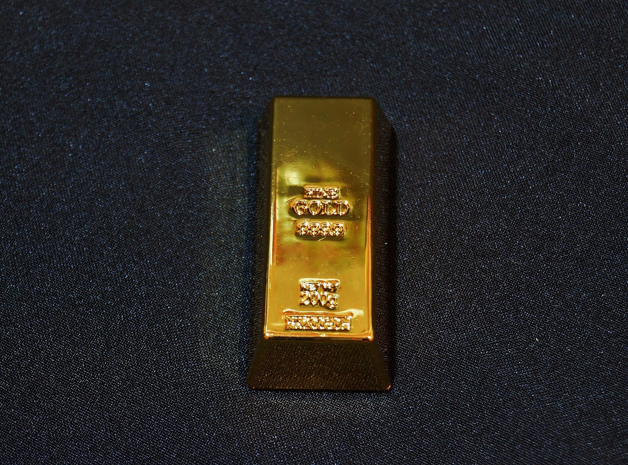 澳门六福珠宝金价表图片大全一览，黄金投资的璀璨指南
