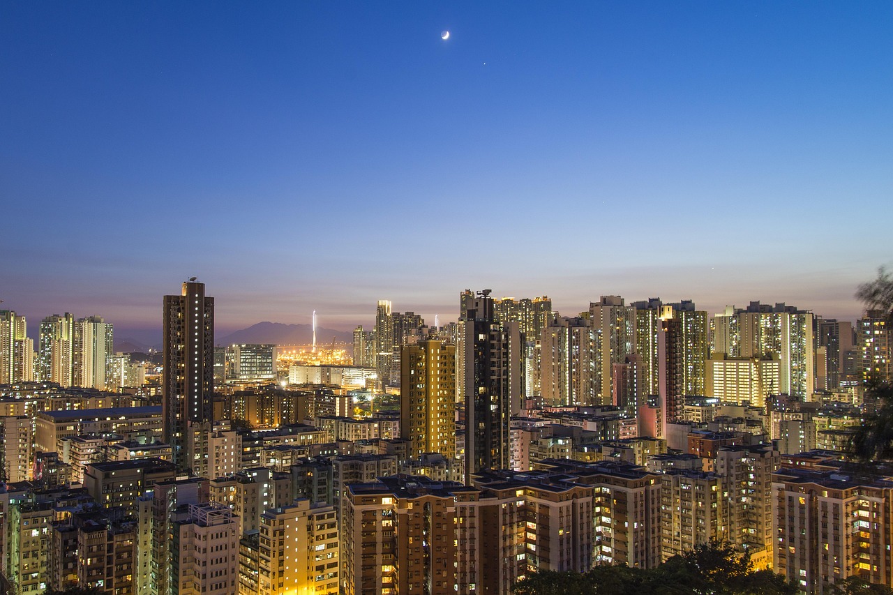 北京14区县调整风险等级，精准防控下的城市脉动